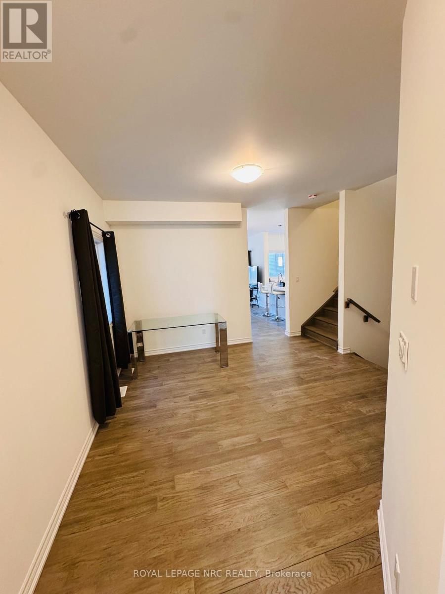 105 LAUGHER AVENUE Image 4