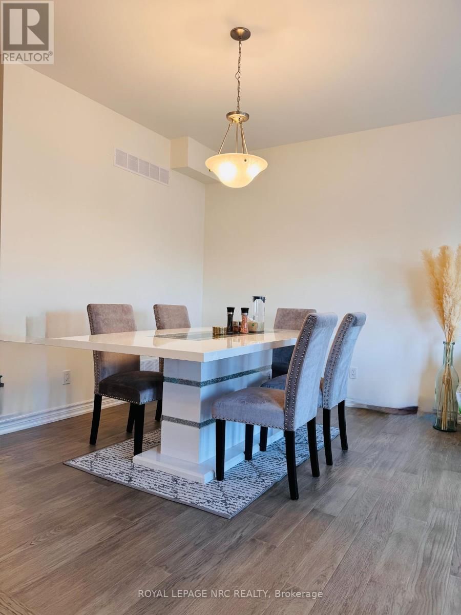 105 LAUGHER AVENUE Image 8