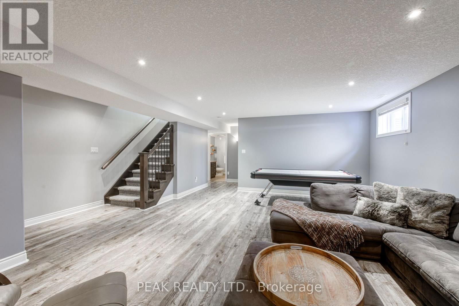 98 GERBER MEADOWS DRIVE Image 32