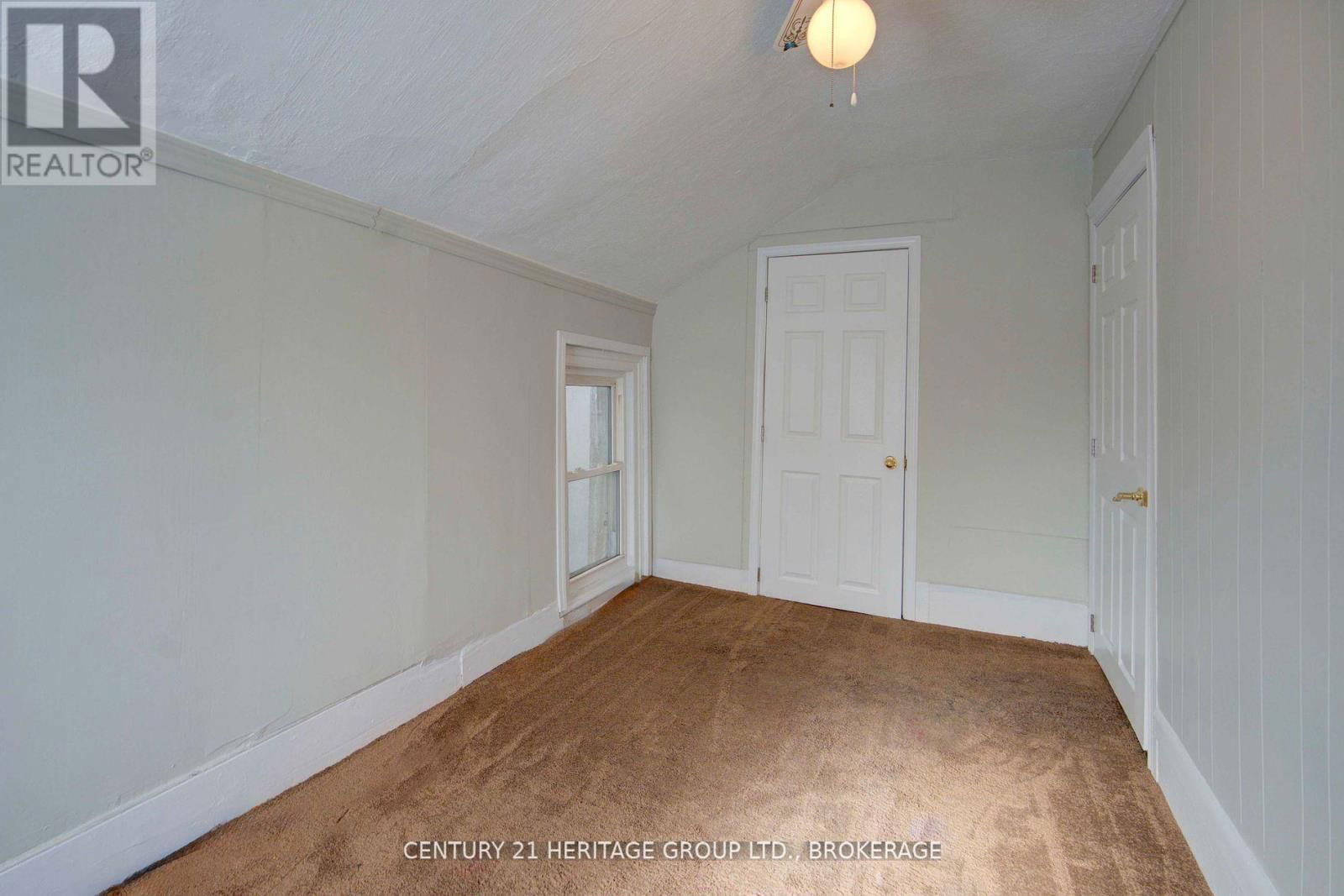 243 KING STREET EAST Image 9