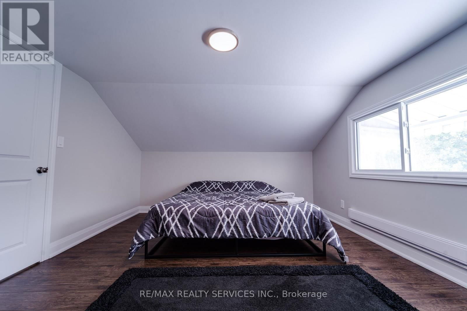 885 GLEN CEDAR DRIVE Image 21