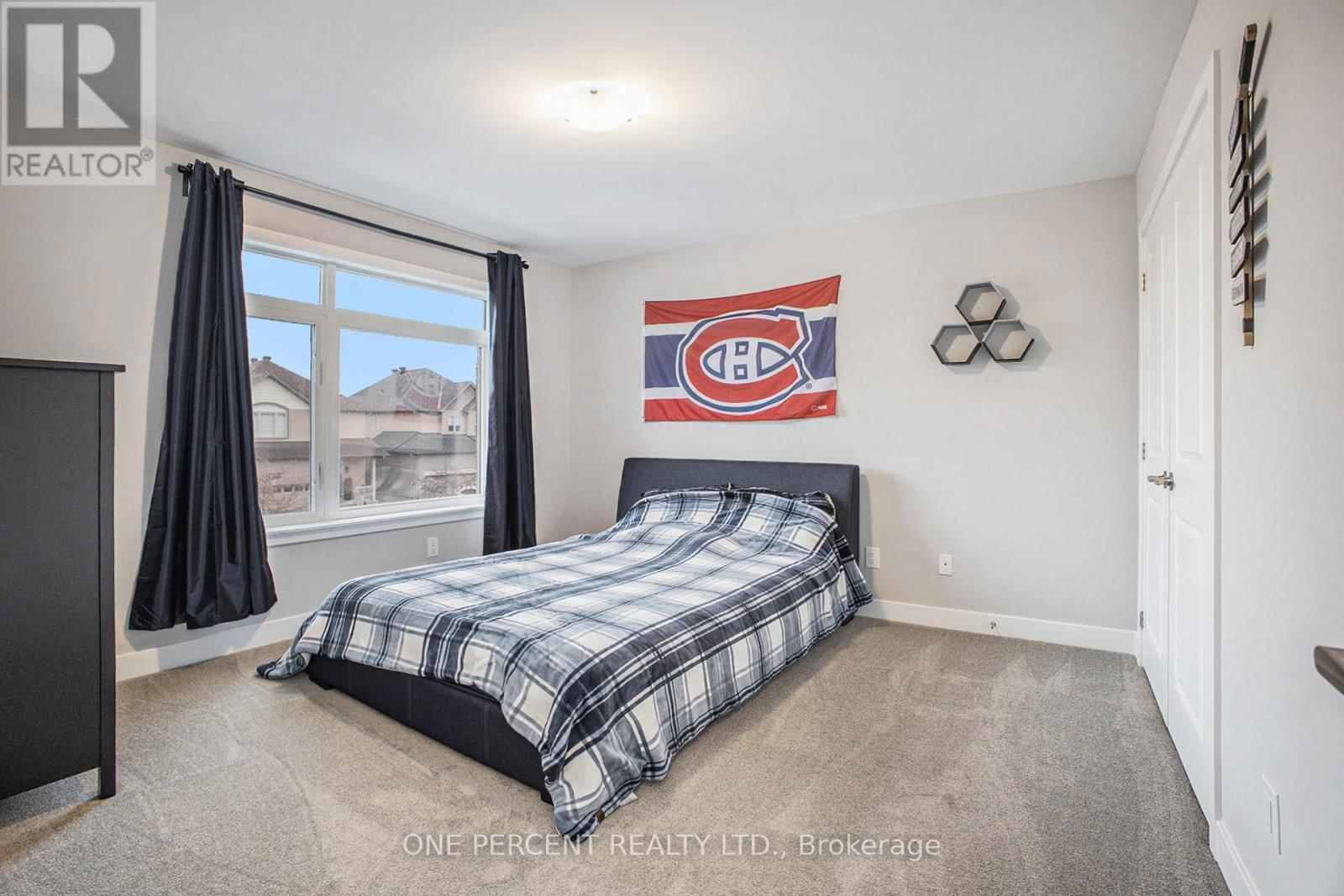 241 FOUNTAINHEAD DRIVE Image 17