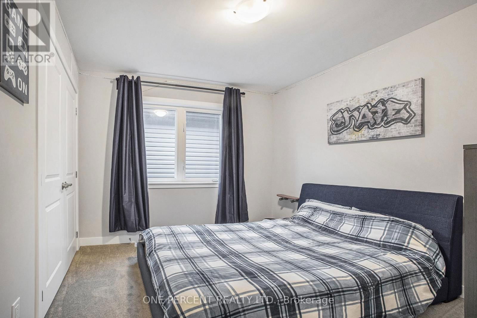 241 FOUNTAINHEAD DRIVE Image 18
