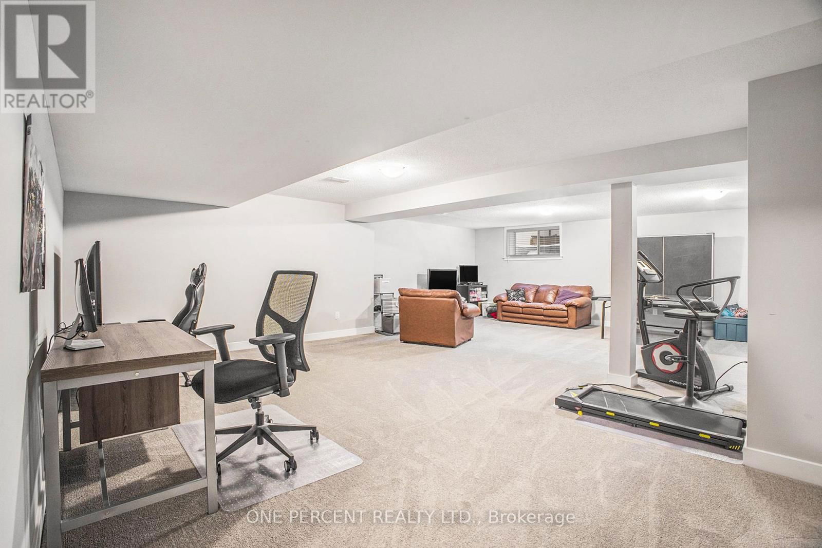 241 FOUNTAINHEAD DRIVE Image 21