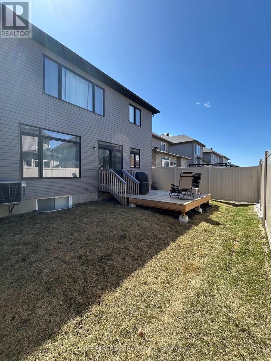 241 FOUNTAINHEAD DRIVE Image 26
