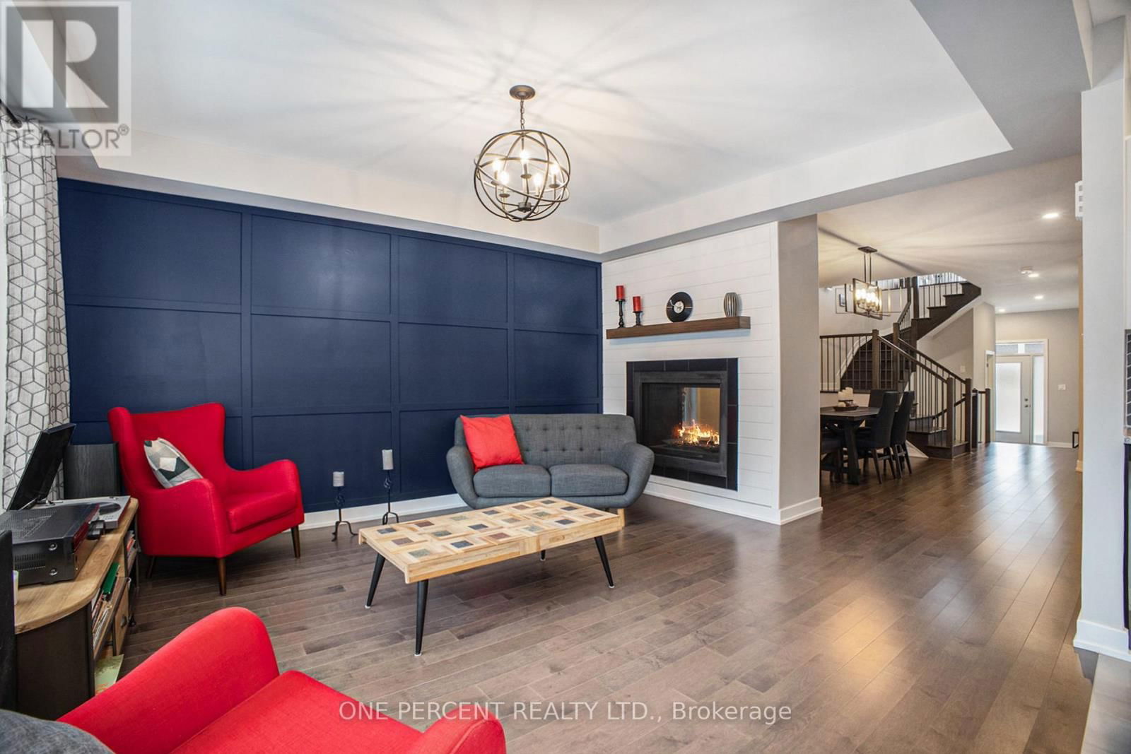 241 FOUNTAINHEAD DRIVE Image 5