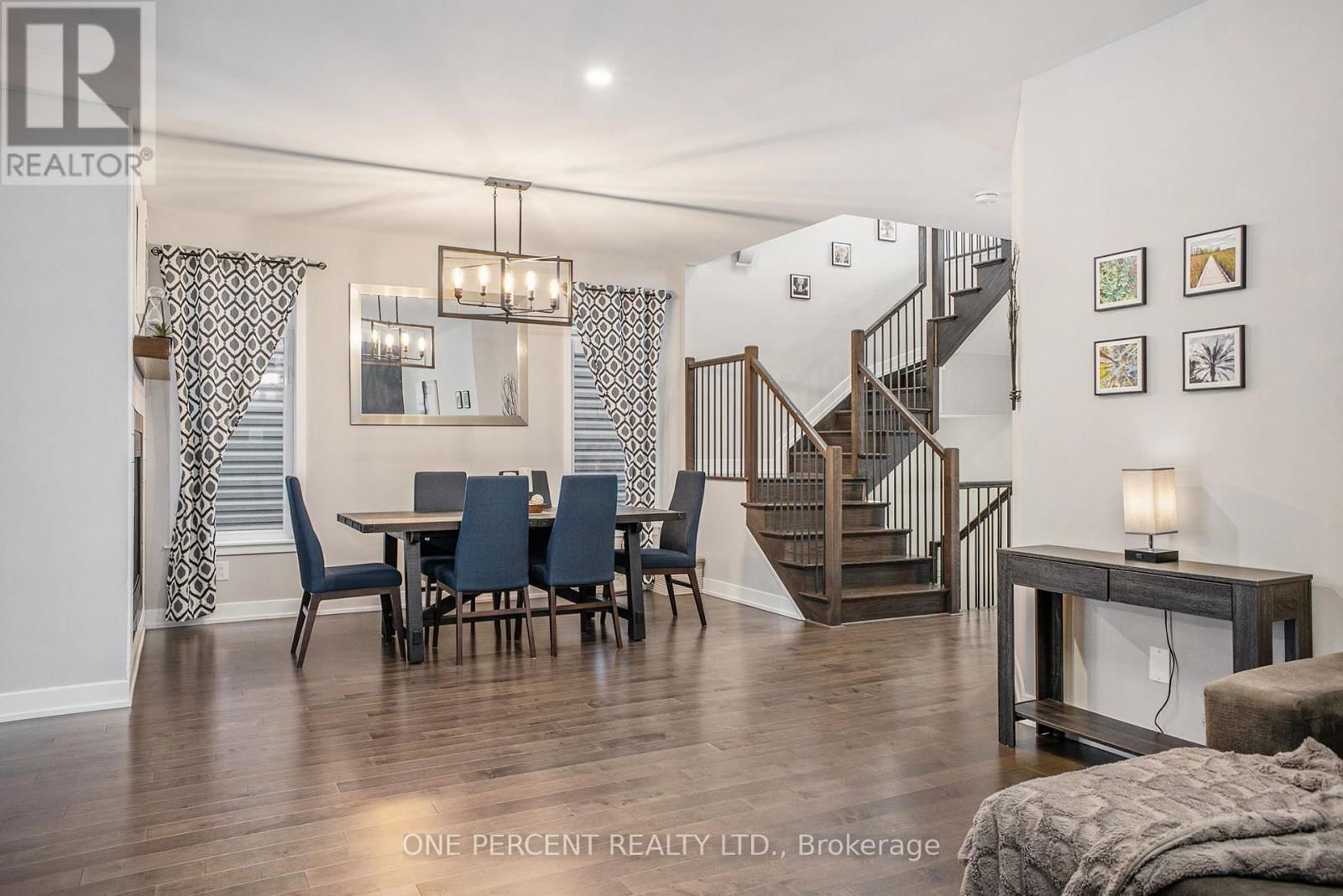 241 FOUNTAINHEAD DRIVE Image 6