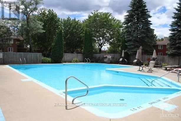 209 - 525 CANTEVAL TERRACE Image 20