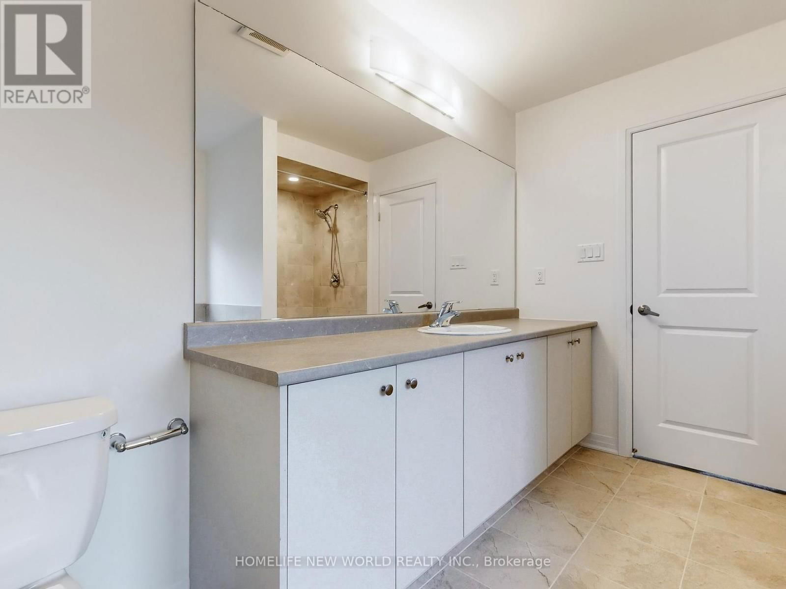 446 EASTBRIDGE AVENUE Image 25