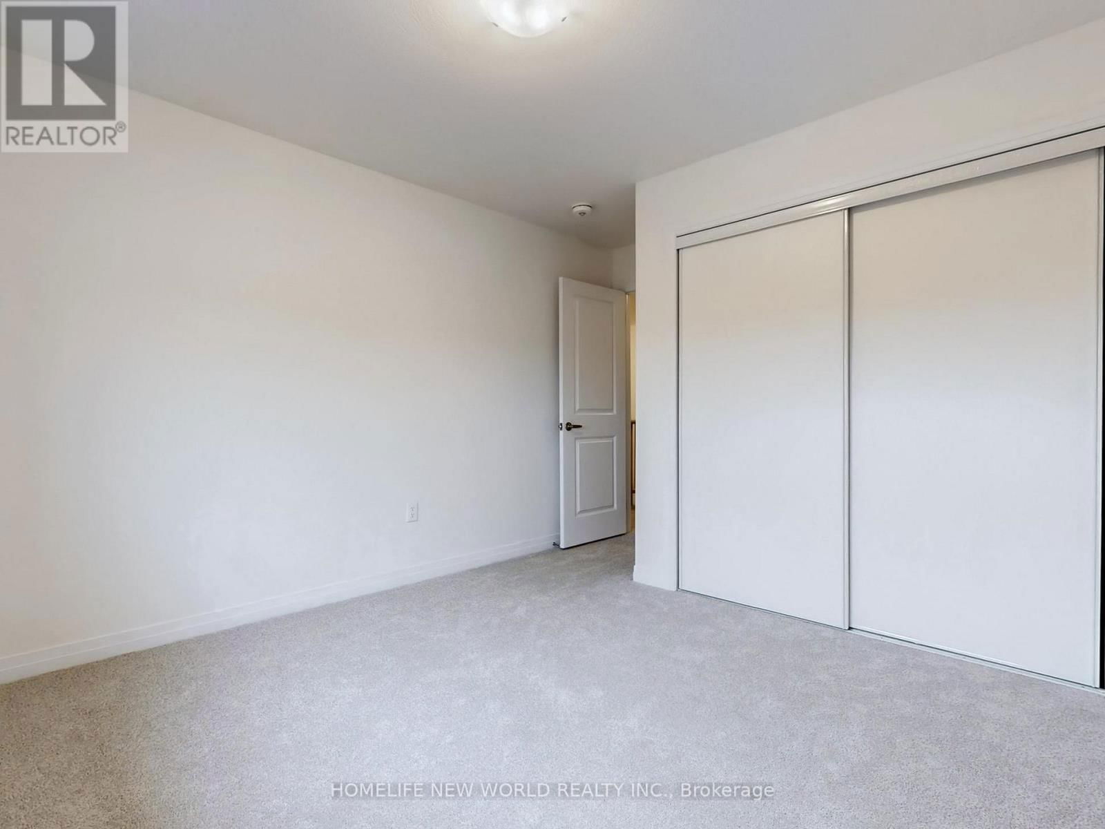 446 EASTBRIDGE AVENUE Image 30