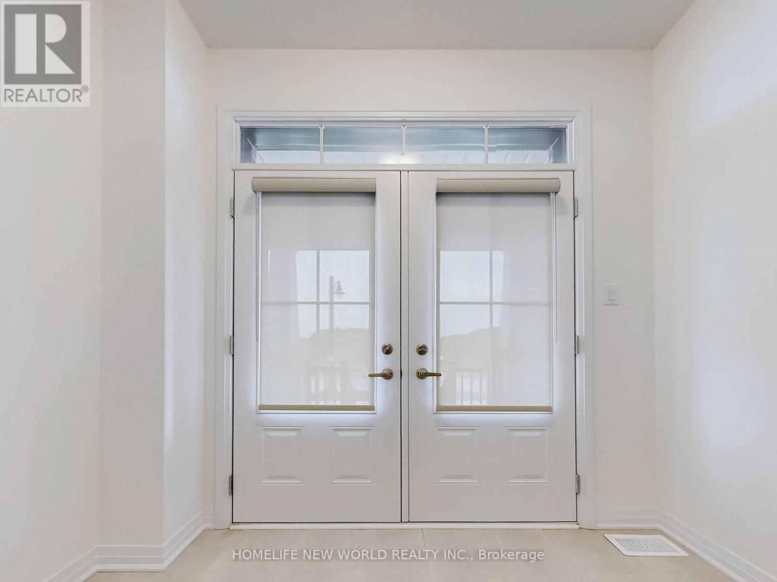 446 EASTBRIDGE AVENUE Image 4