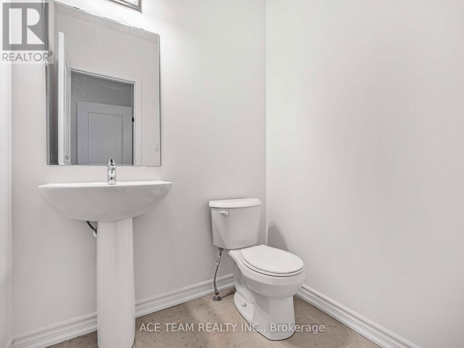 136 MOLOZZI STREET Image 29