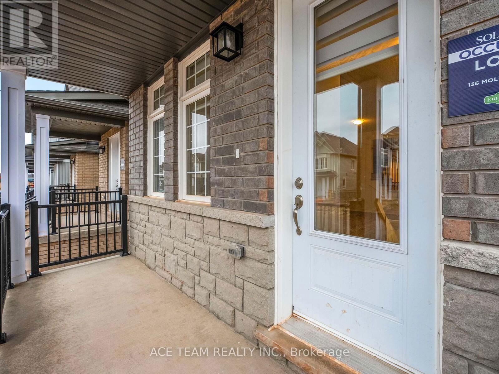 136 MOLOZZI STREET Image 3
