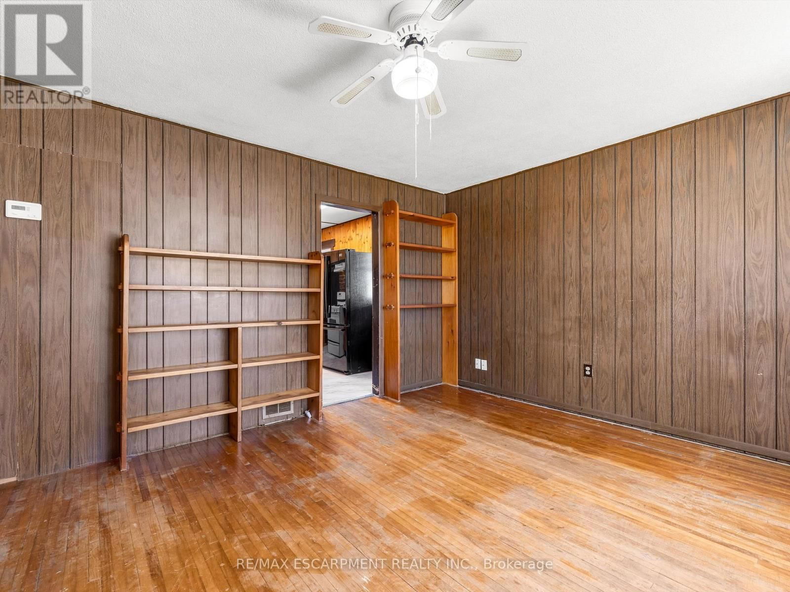 265 WALTER AVENUE NORTH Image 11