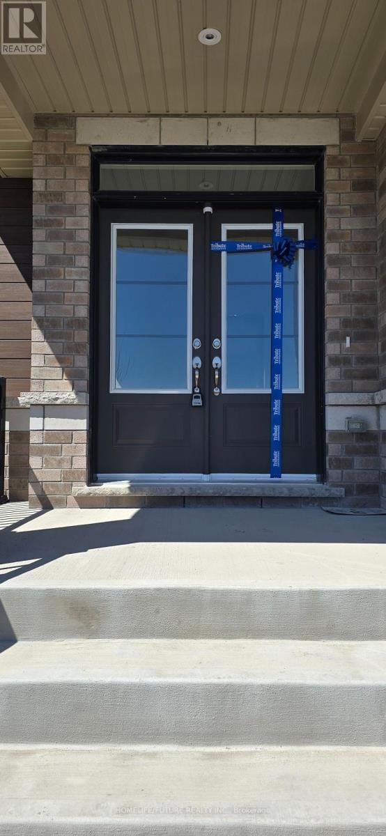 1081 TRAILSVIEW AVENUE Image 2