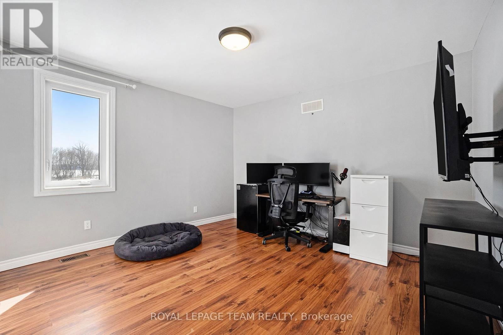 13034 BOYNE ROAD Image 23
