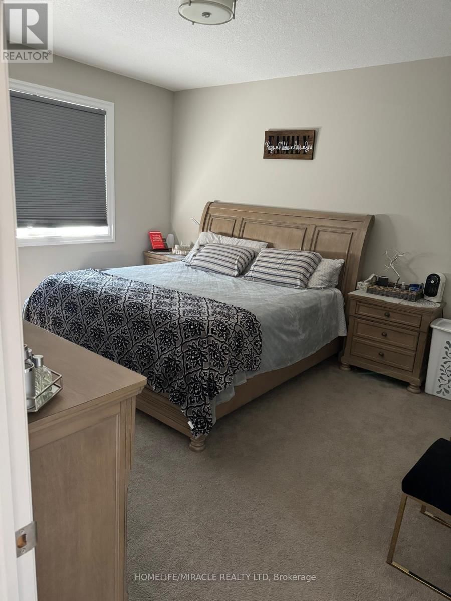 466 NORMANTON STREET Image 6