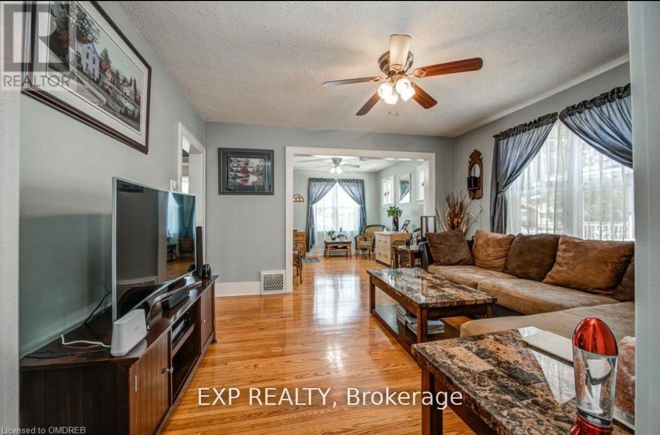 333 RAWDON STREET EAST Image 4