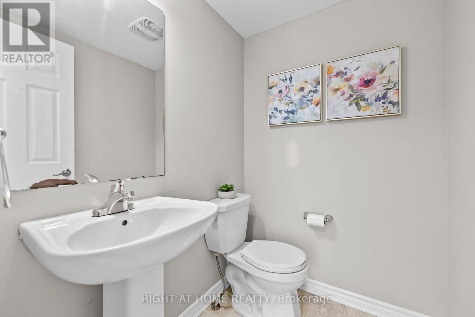 724 JUNEBERRY LANE Image 17