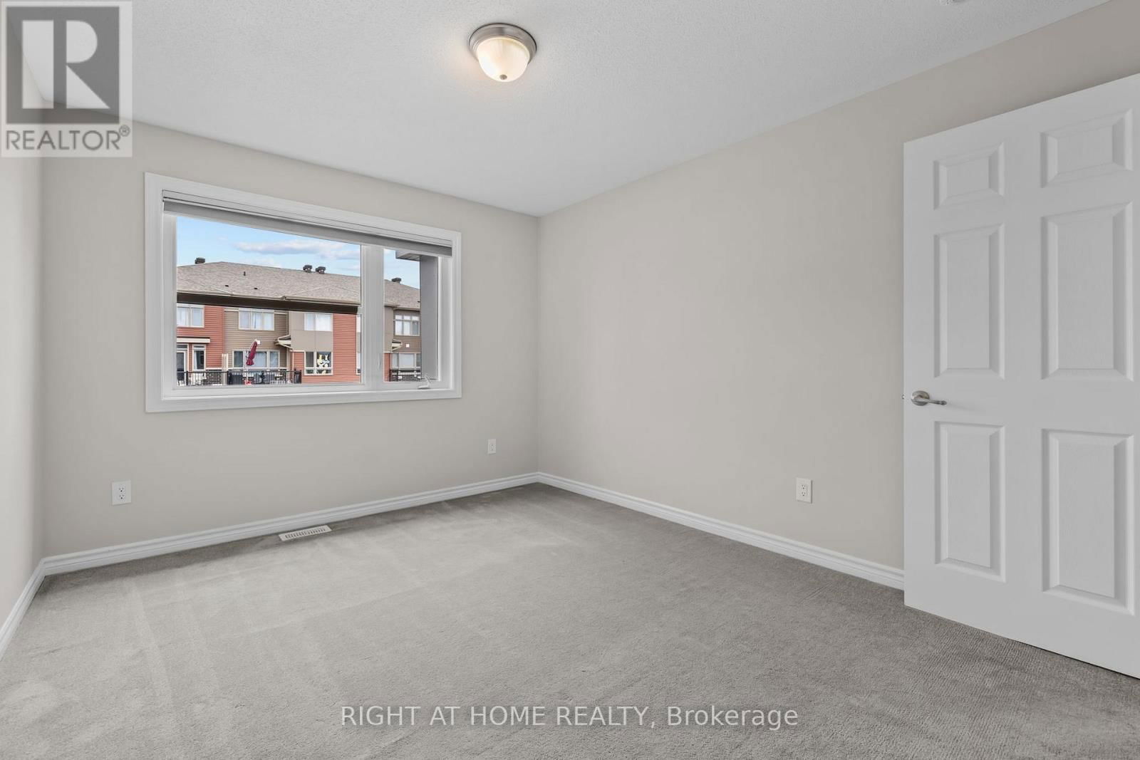 724 JUNEBERRY LANE Image 27