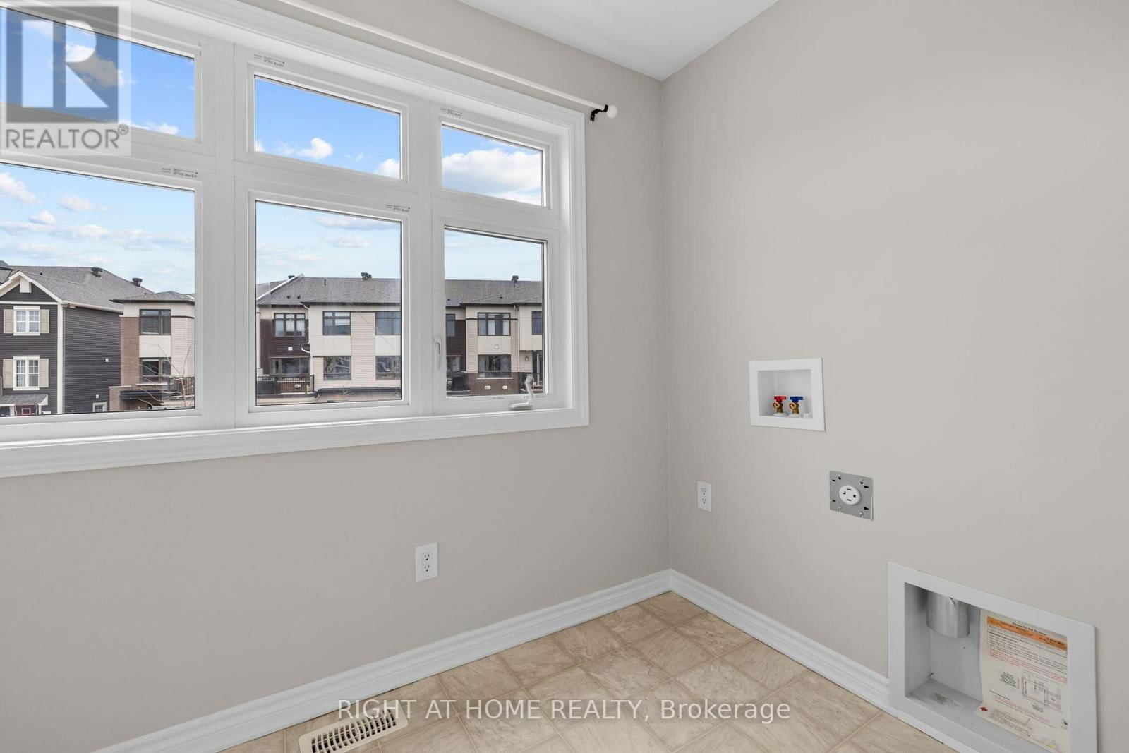 724 JUNEBERRY LANE Image 31