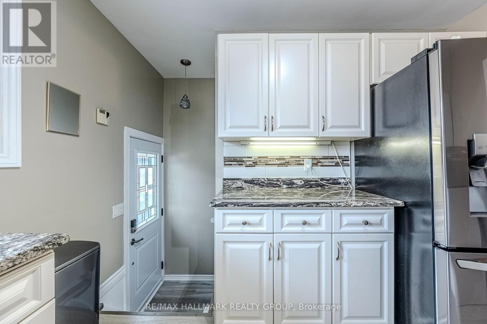 799 TROJAN AVENUE Image 11