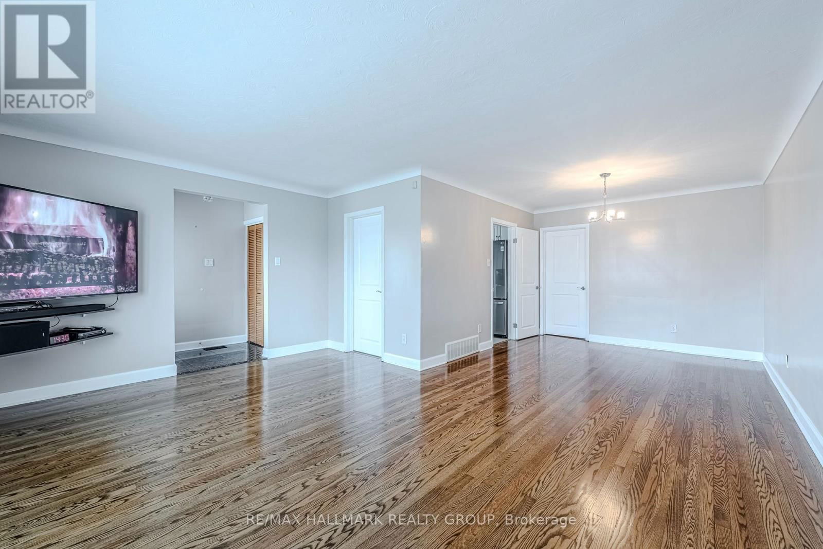 799 TROJAN AVENUE Image 14