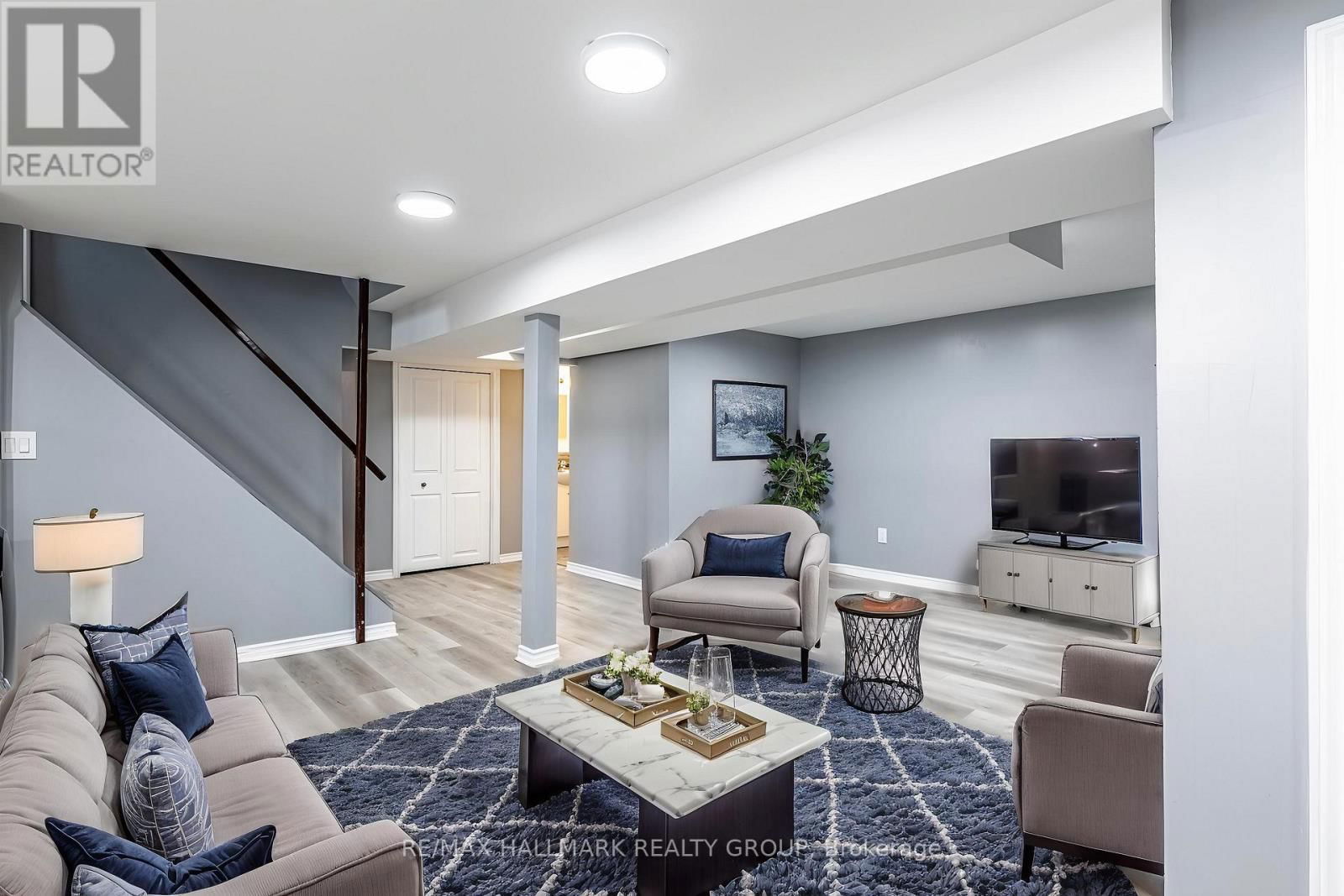 799 TROJAN AVENUE Image 35