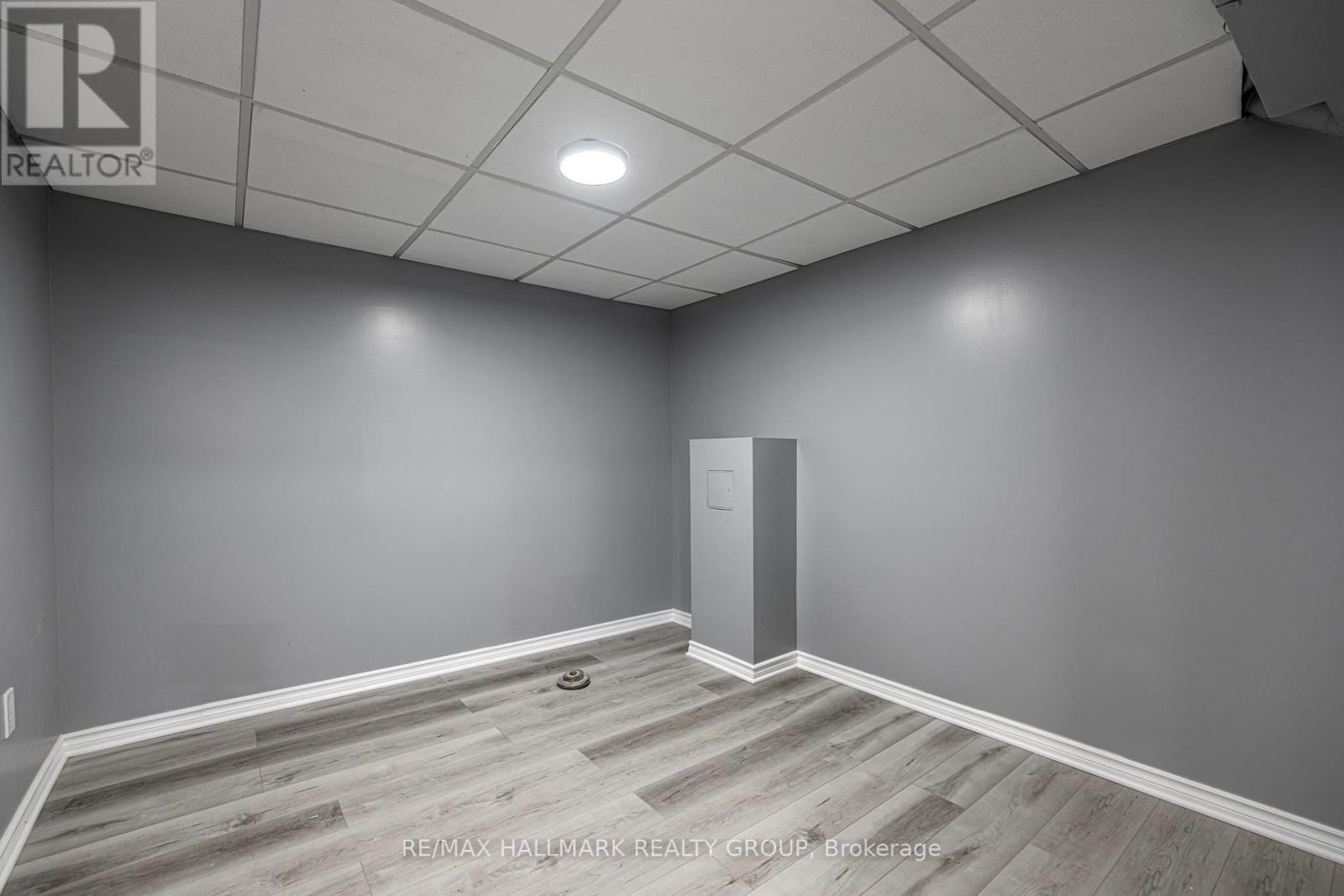 799 TROJAN AVENUE Image 39