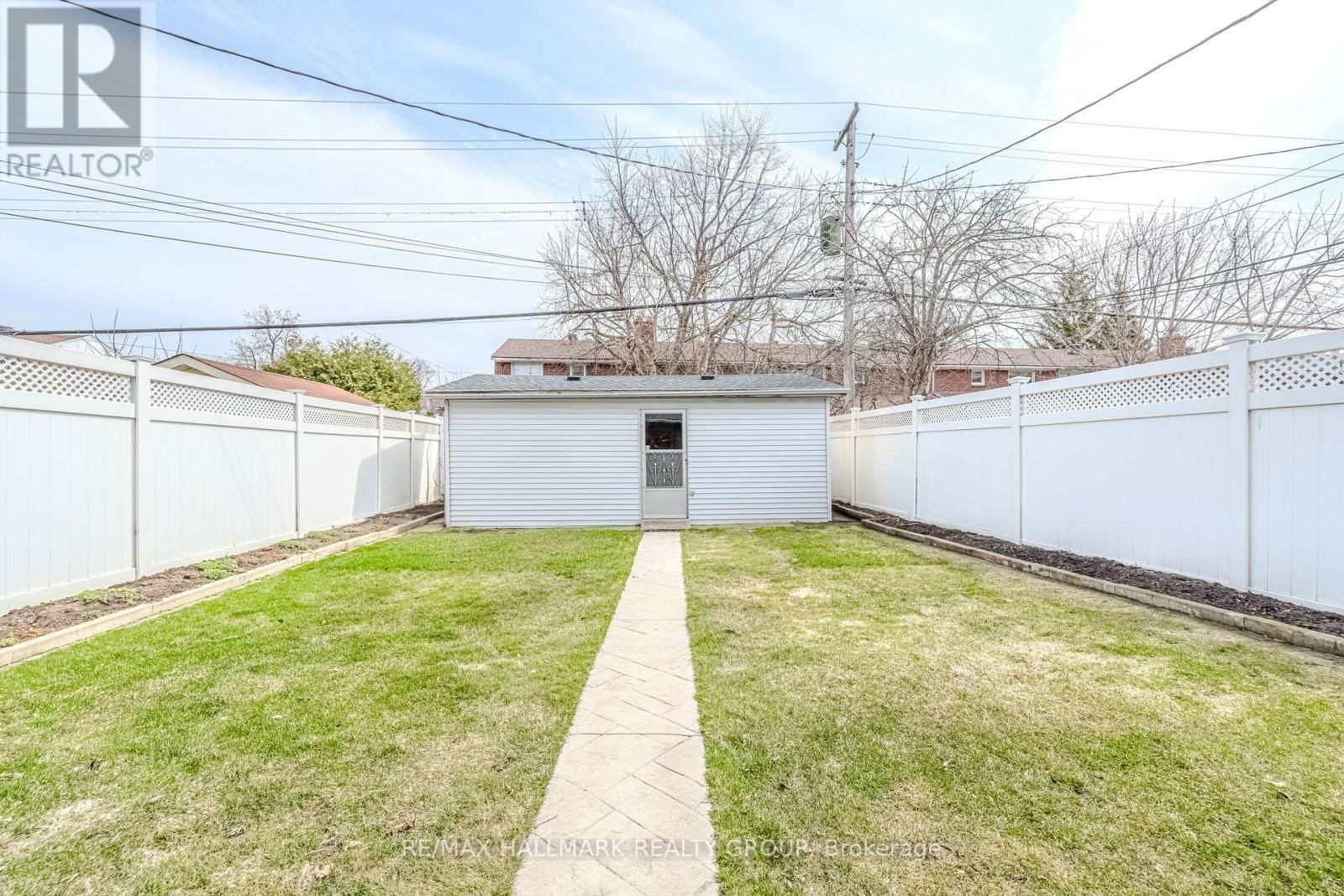 799 TROJAN AVENUE Image 45