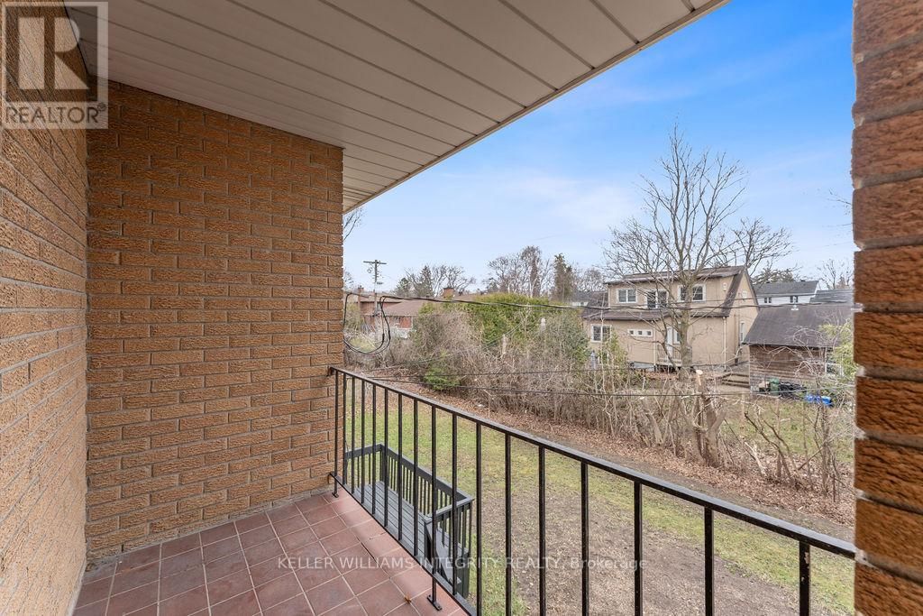 62 CHIPPEWA AVENUE Image 28