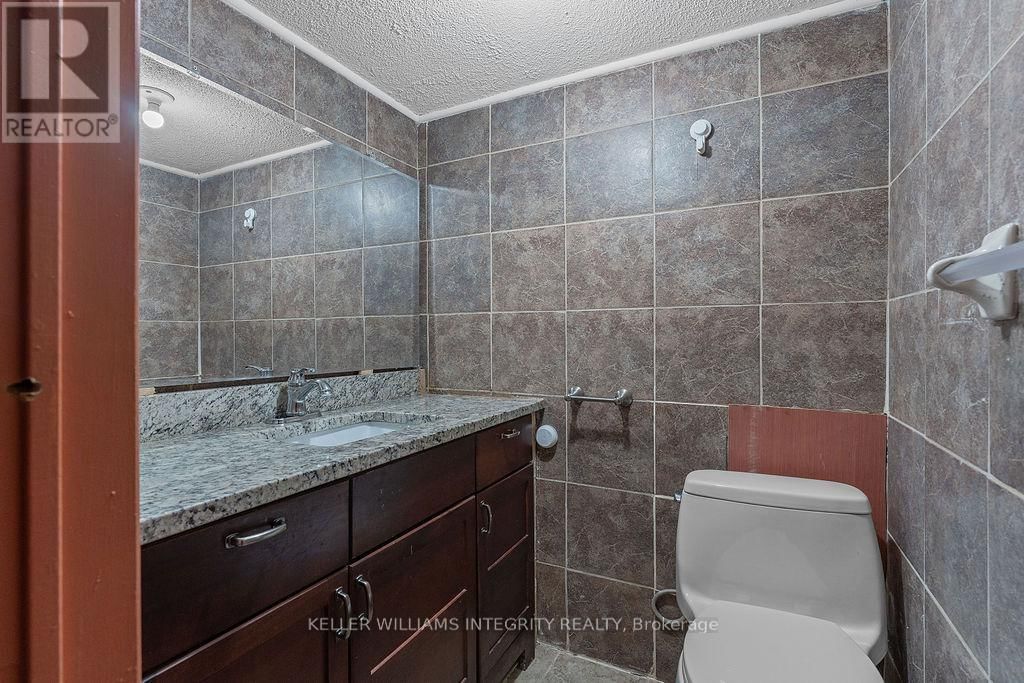 62 CHIPPEWA AVENUE Image 43