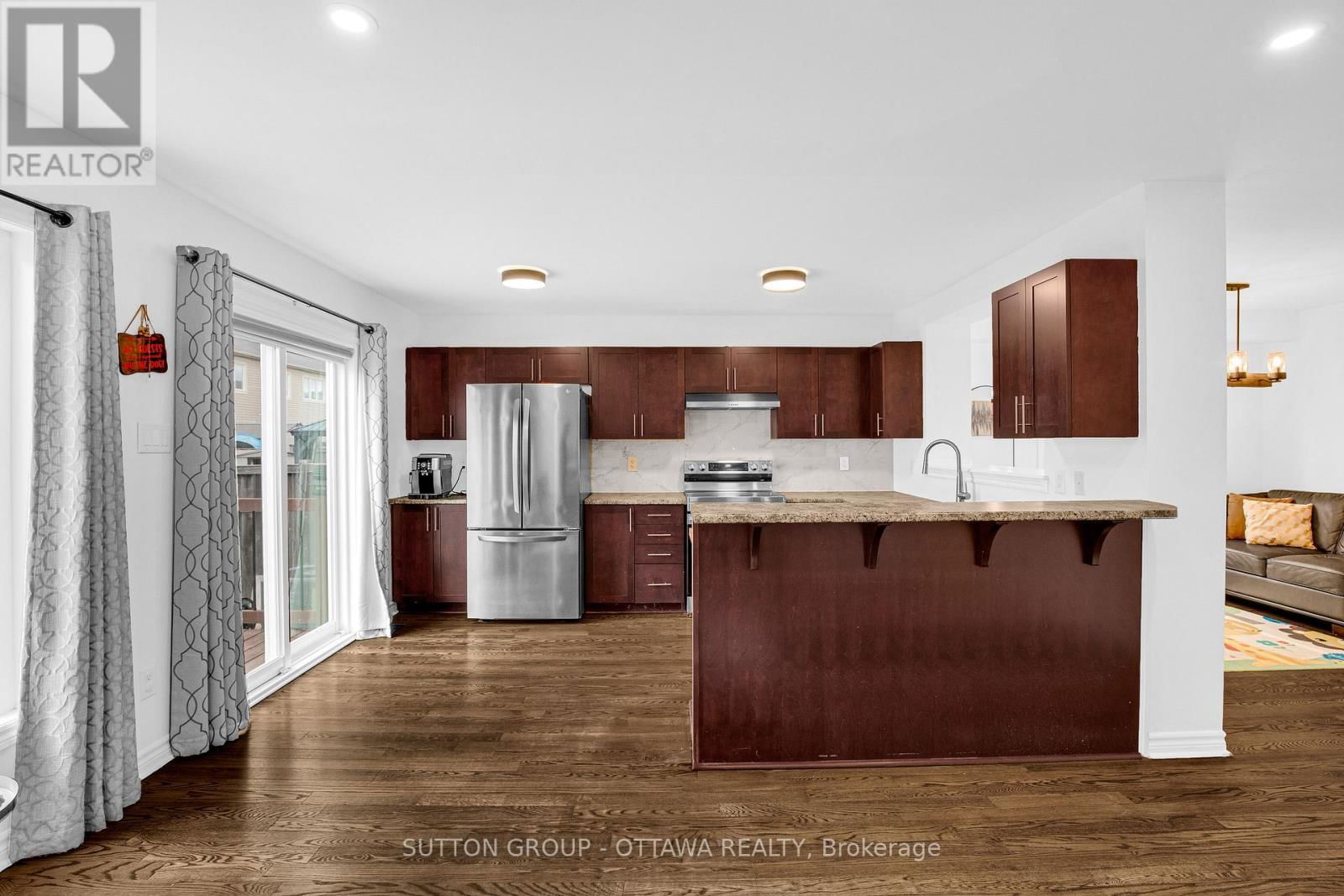 3123 BURRITTS RAPIDS PLACE Image 13