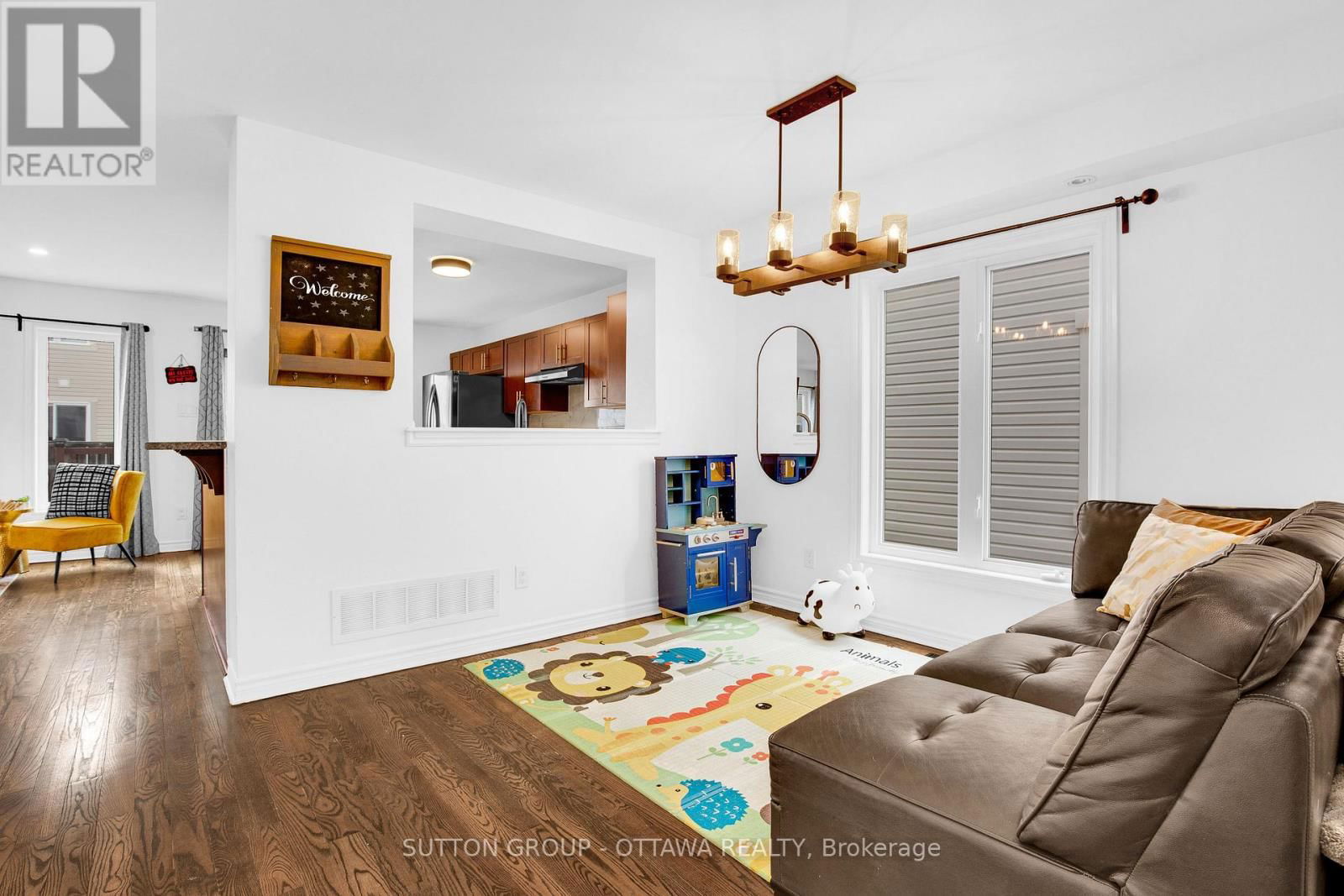 3123 BURRITTS RAPIDS PLACE Image 4