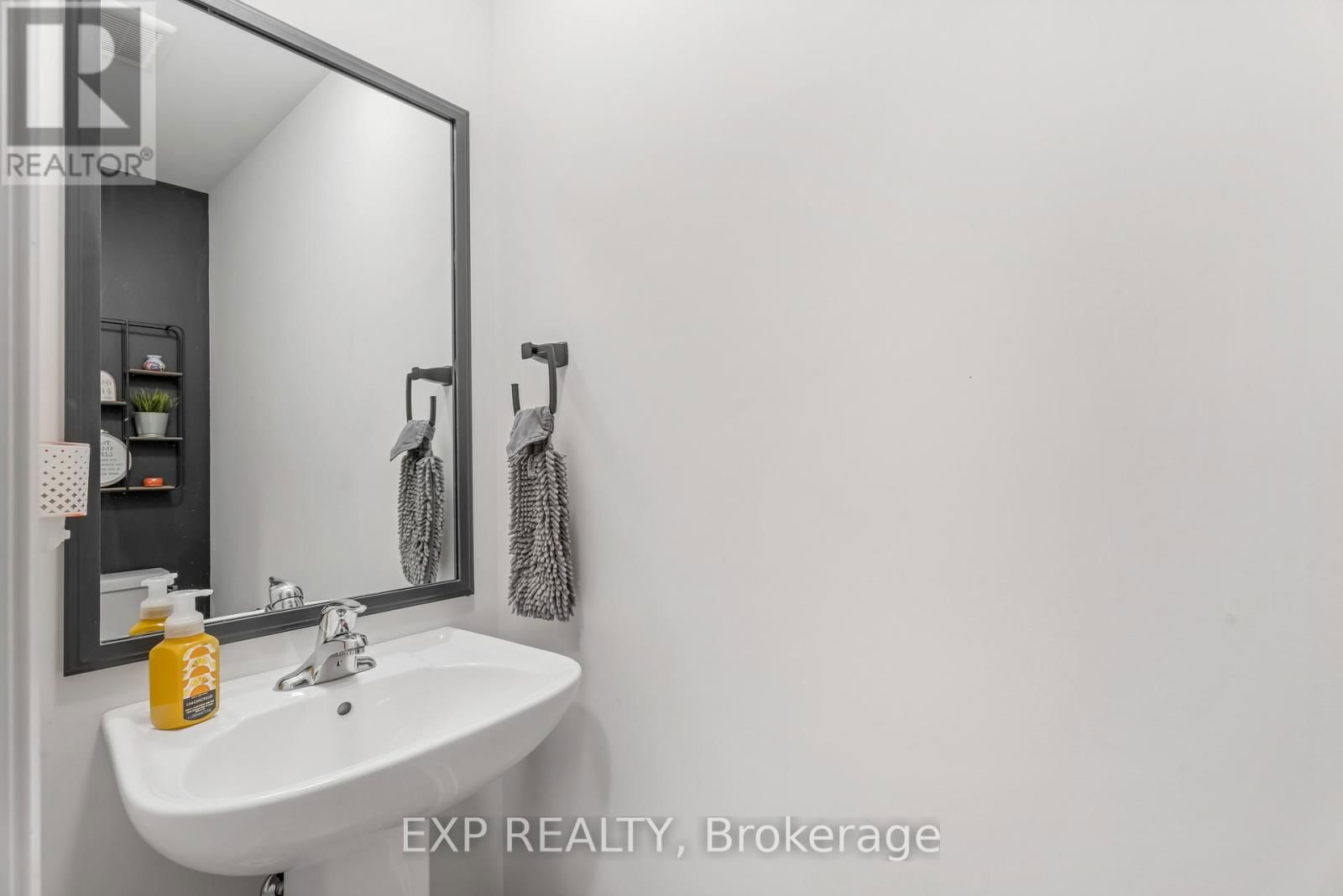 41 - 27 RACHEL DRIVE Image 15