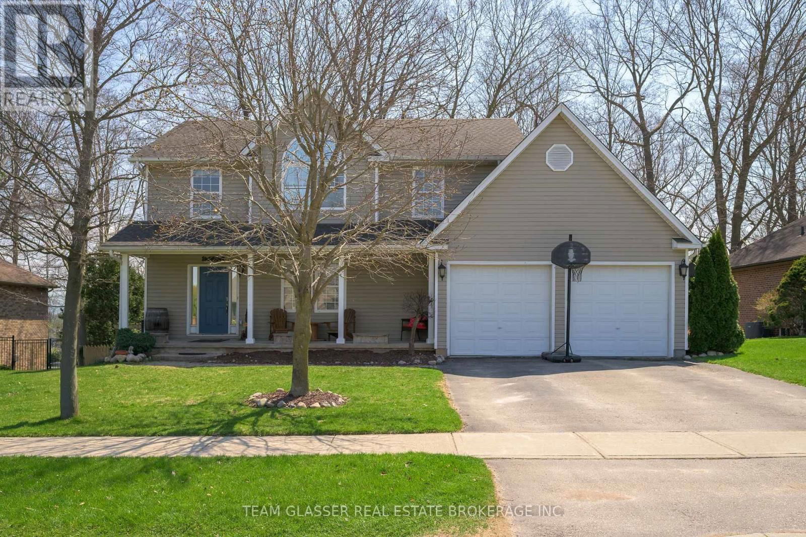 51 BIRCHCREST DRIVE Image 1