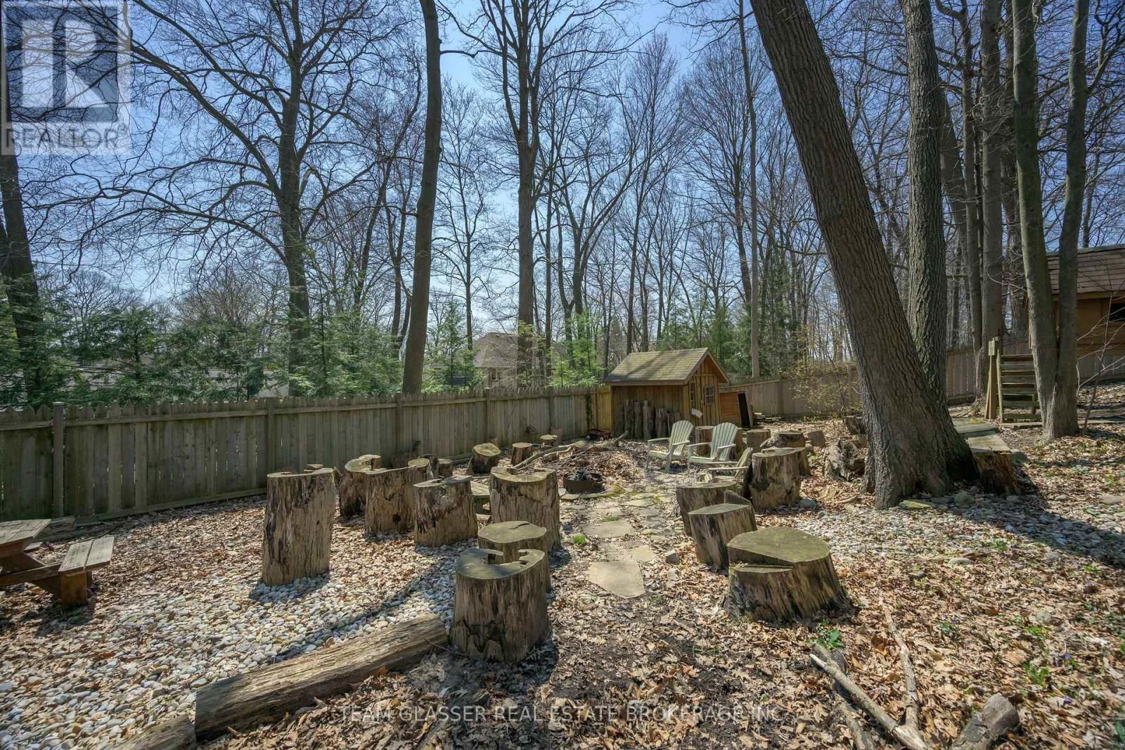 51 BIRCHCREST DRIVE Image 14
