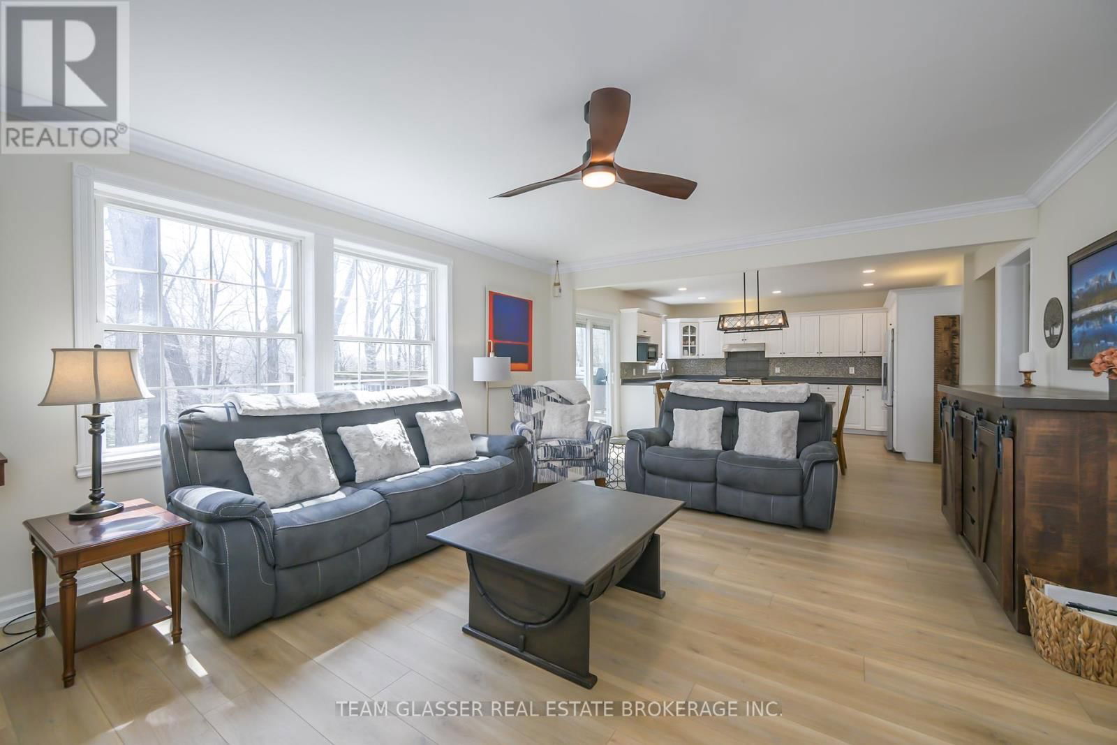 51 BIRCHCREST DRIVE Image 3