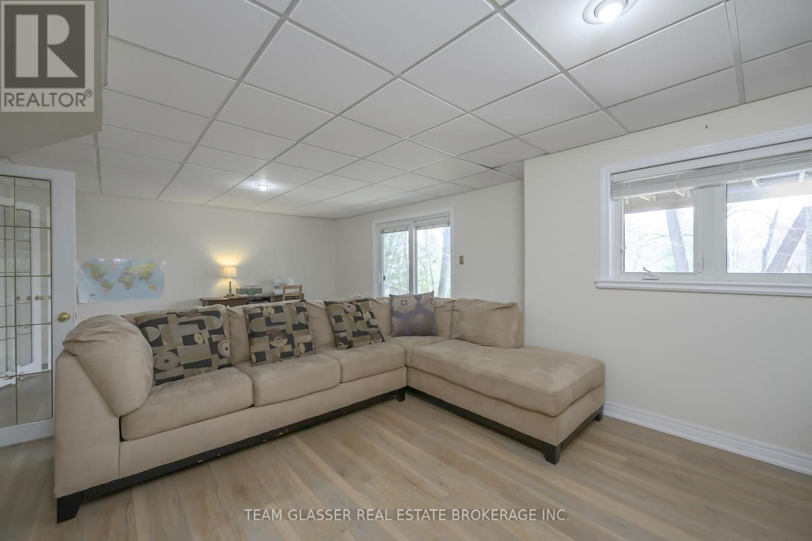 51 BIRCHCREST DRIVE Image 41