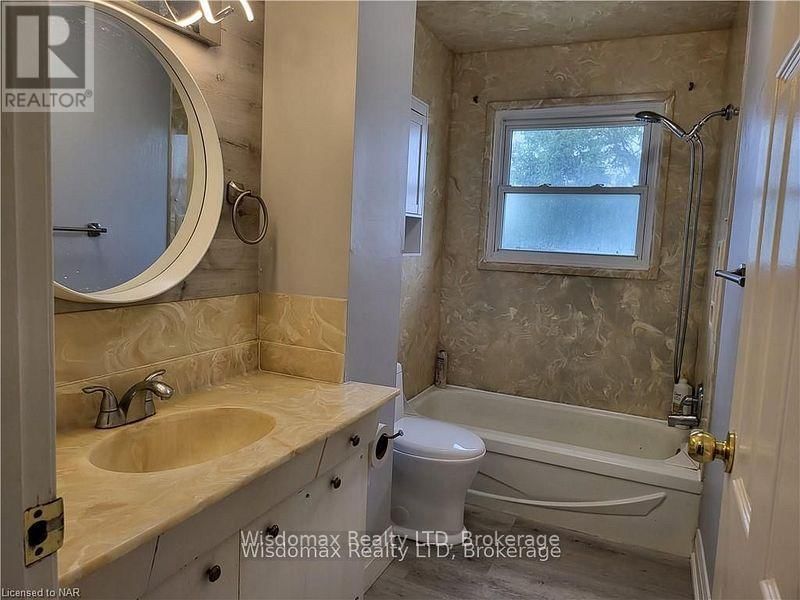 22 WILLOWDALE AVENUE Image 12