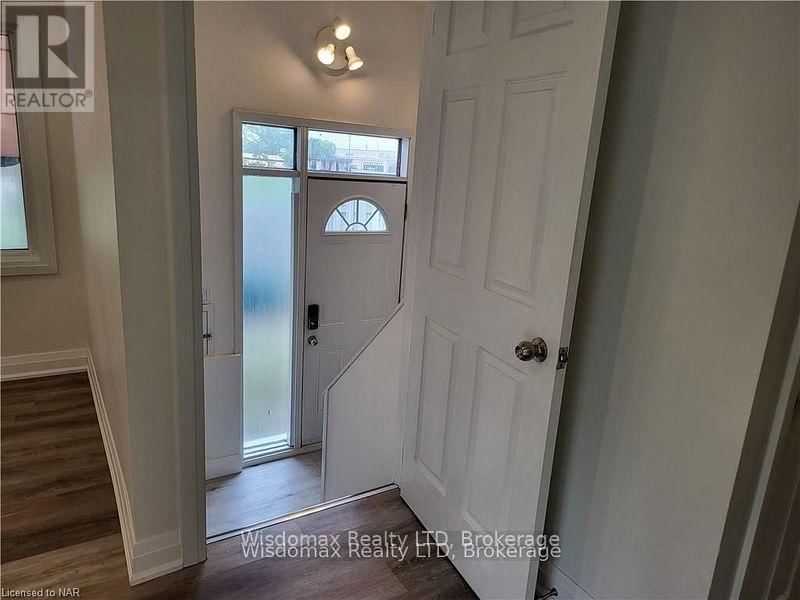 22 WILLOWDALE AVENUE Image 13