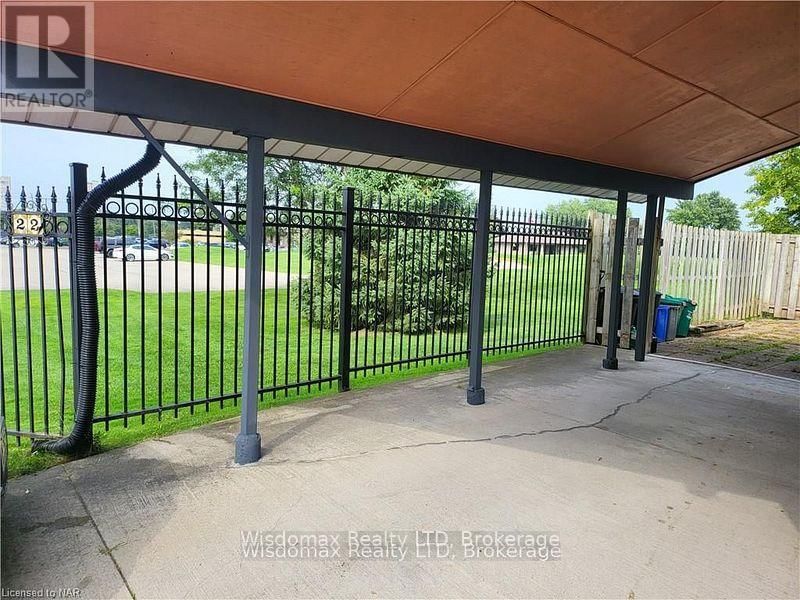 22 WILLOWDALE AVENUE Image 3