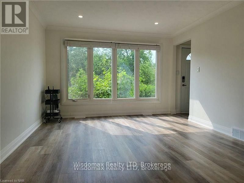 22 WILLOWDALE AVENUE Image 5
