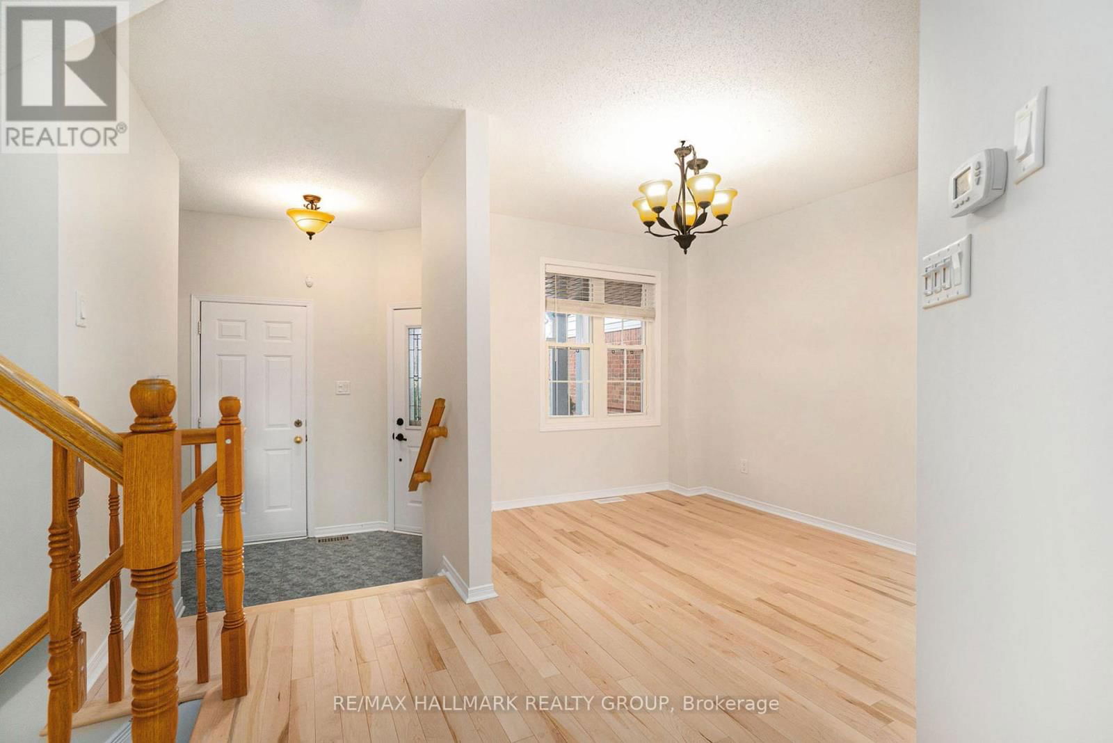 2052 BREEZEWOOD STREET Image 4
