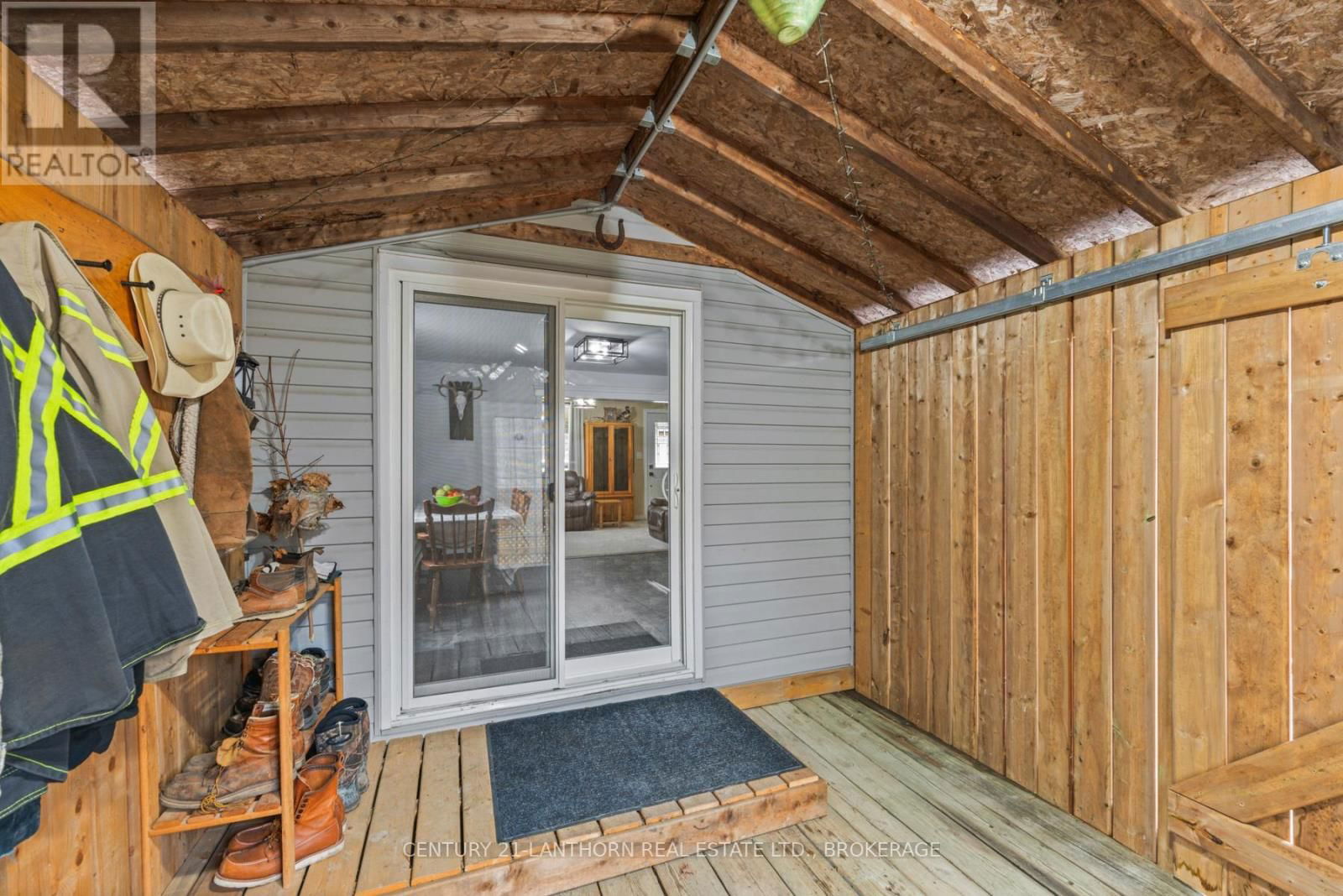 7993 PERTH ROAD Image 46