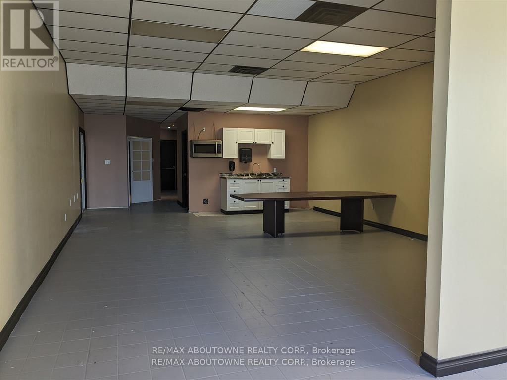 335 KING STREET Image 4