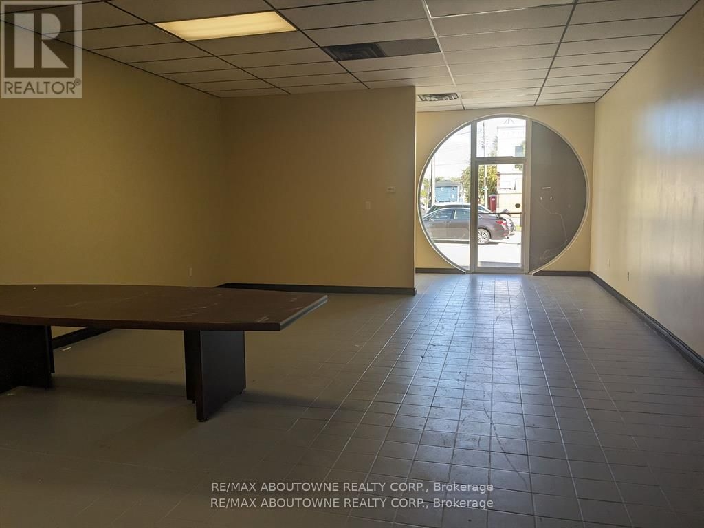 335 KING STREET Image 7