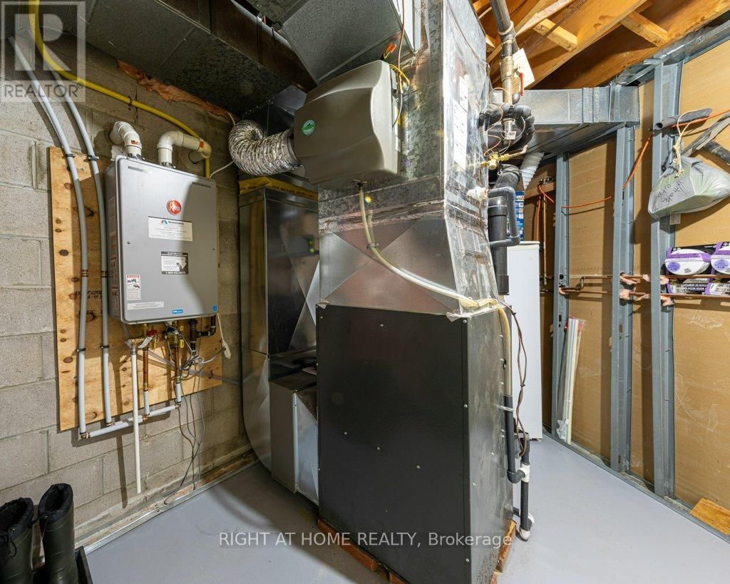550 QUEEN STREET EAST Image 35