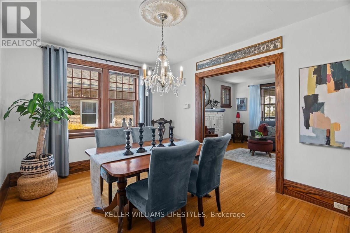 803.5 MAITLAND STREET Image 13