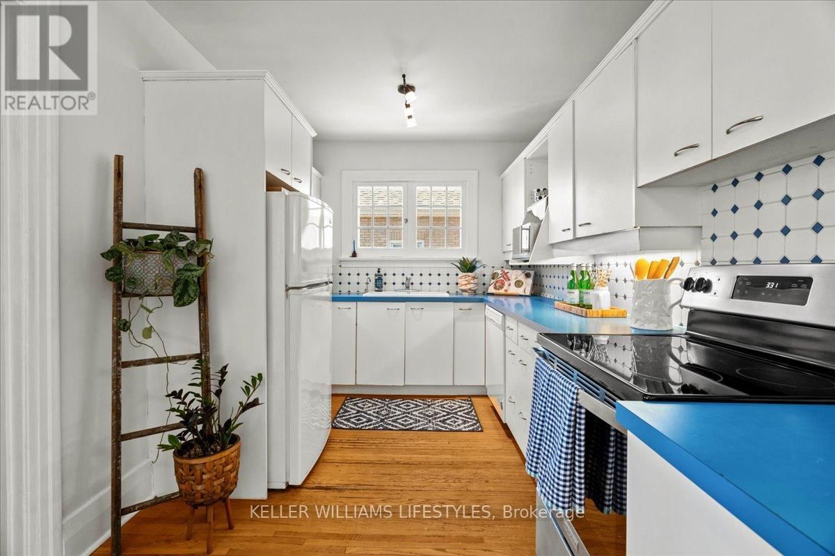 803.5 MAITLAND STREET Image 16